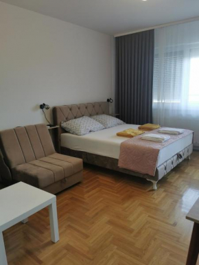Gold Apartman